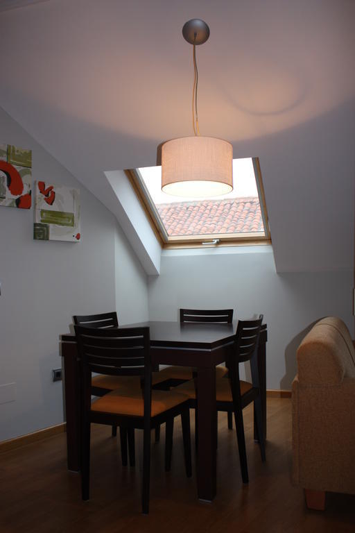 Apartamento La Cenicienta Catedral León Habitación foto